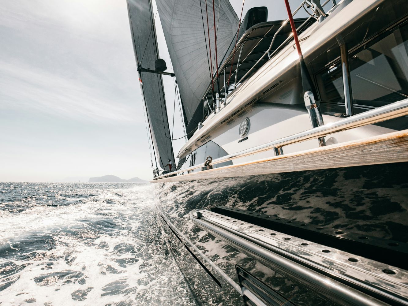 FABULA loquitur Ep.09: Marine Hatch Hardware culpa Analysis: Hinges & Latches