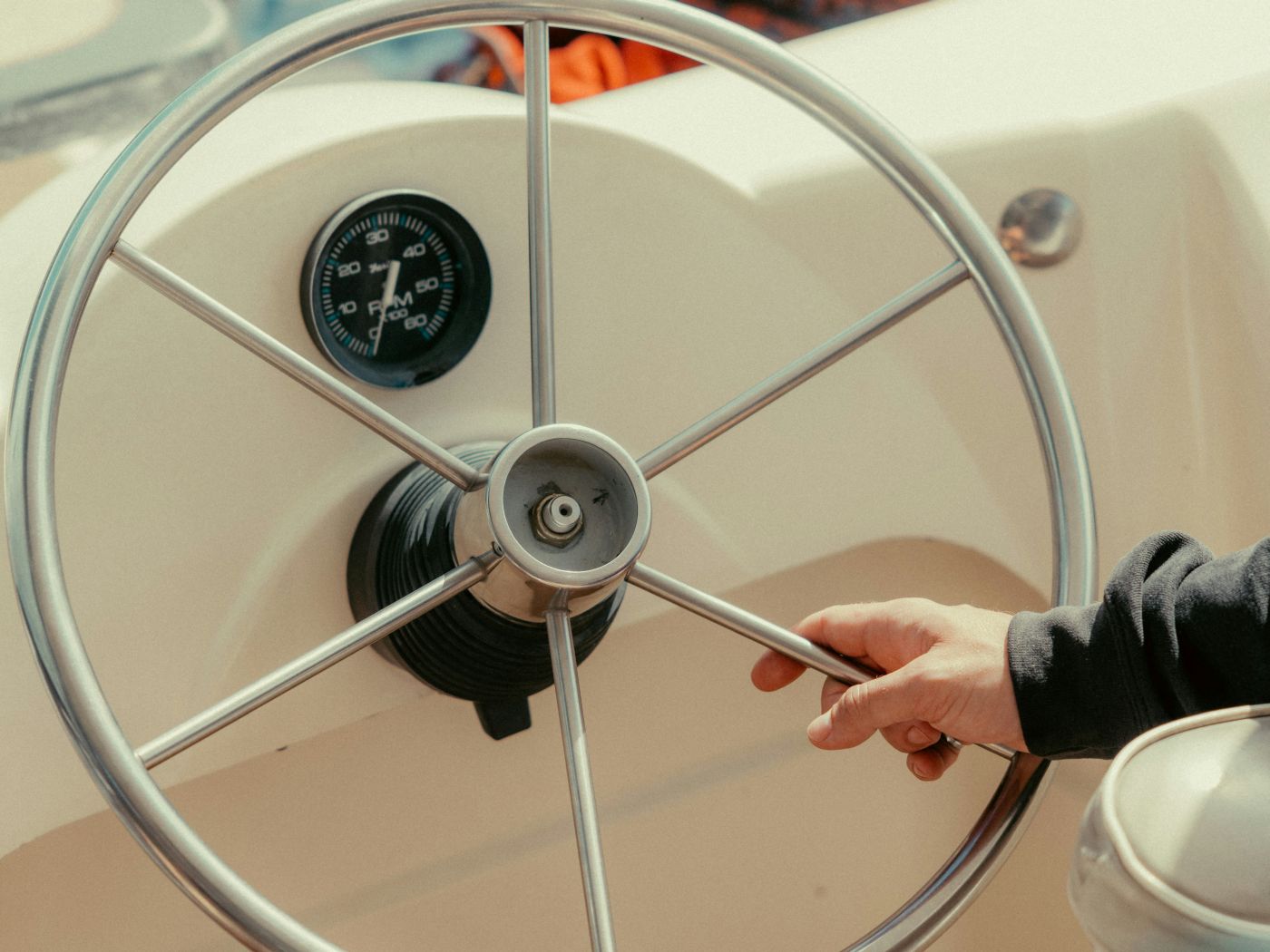 FABRICATOR SERMO EP.13: Marine Steering Wheel Materials: 316 Stainless, PU Spuma & Leather Comparata